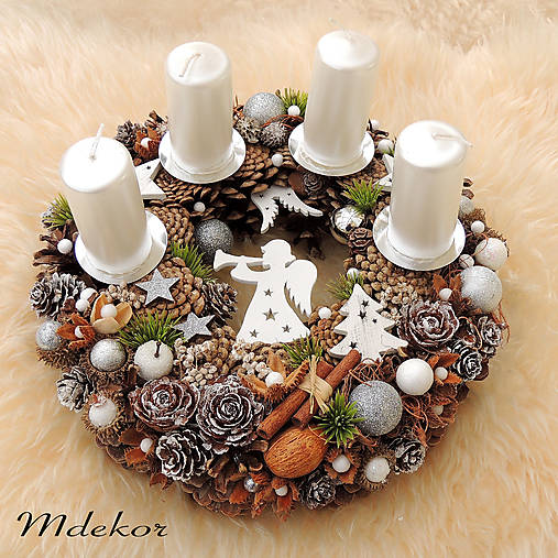 Dekorácie - Prírodný adventný veniec - 17878325_