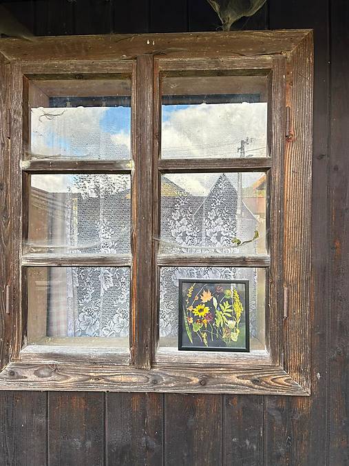 Lisovaná jeseň - čierna