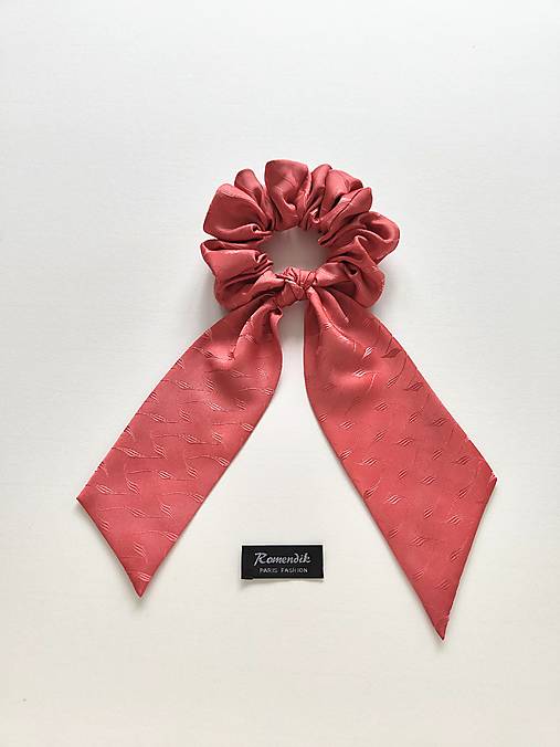 Maxi scrunchie asymetrická (Lososová)
