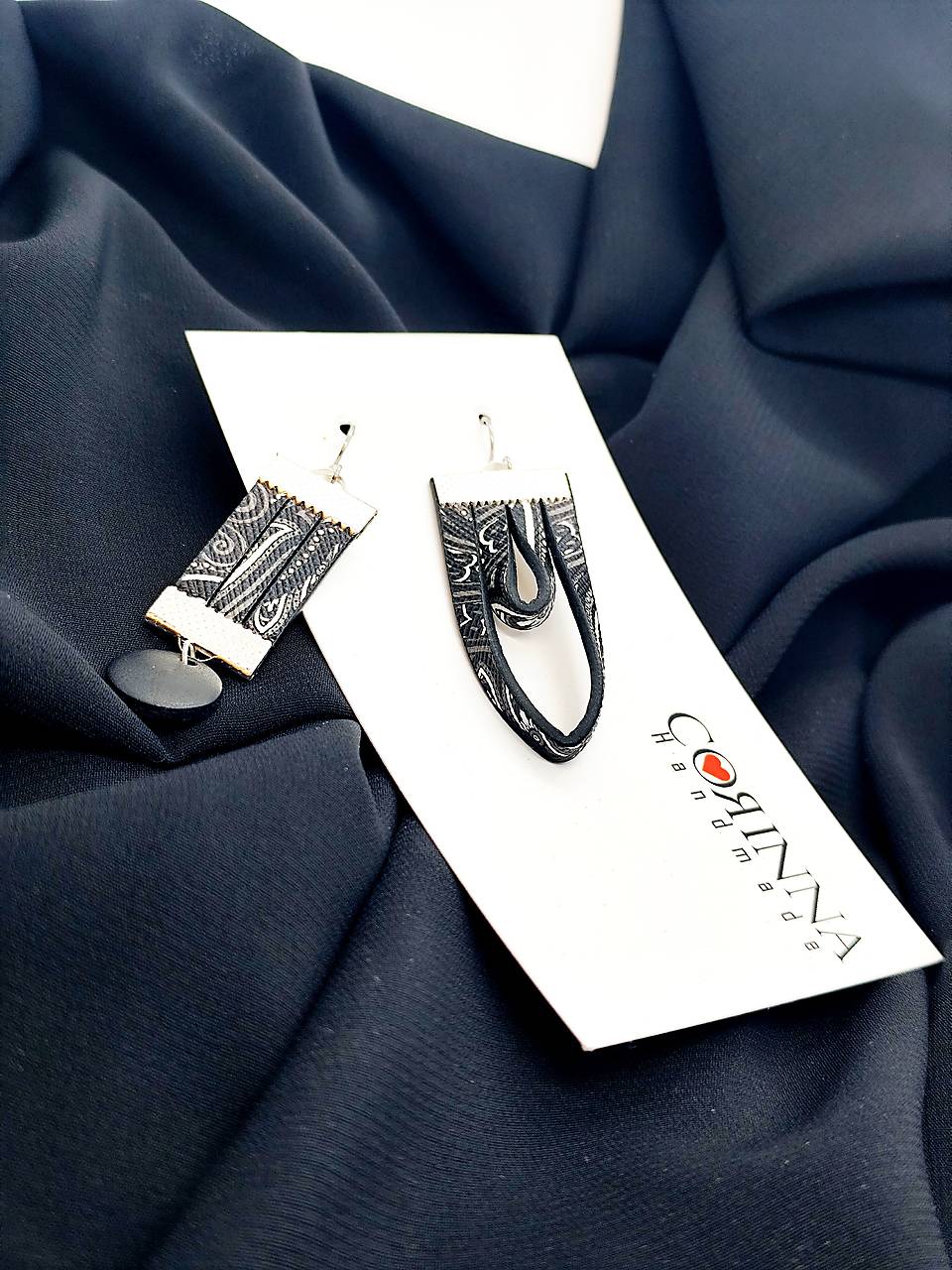 Asymetrické náušnice "BIA"