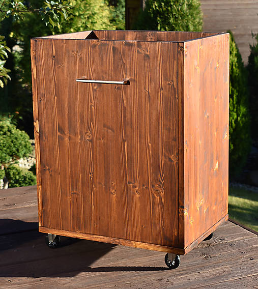 Nábytok - Veľká bedňa na veľkých kolieskach - 17878804_