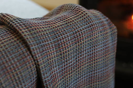 Veľký exkluzívny ľanový pléd v odtieňoch hnedej – elegancia a prírodný štýl pre váš domov