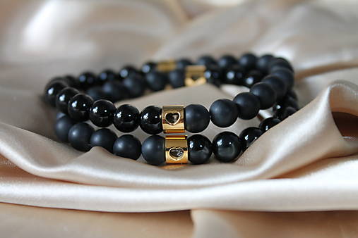 Black and Black _partnerské _iniciálka gold