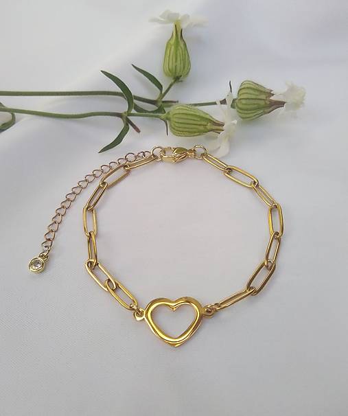 Náramky - Retiazkový náramok so srdiečkom z pozlátenej nerezovej ocele - 17882312_