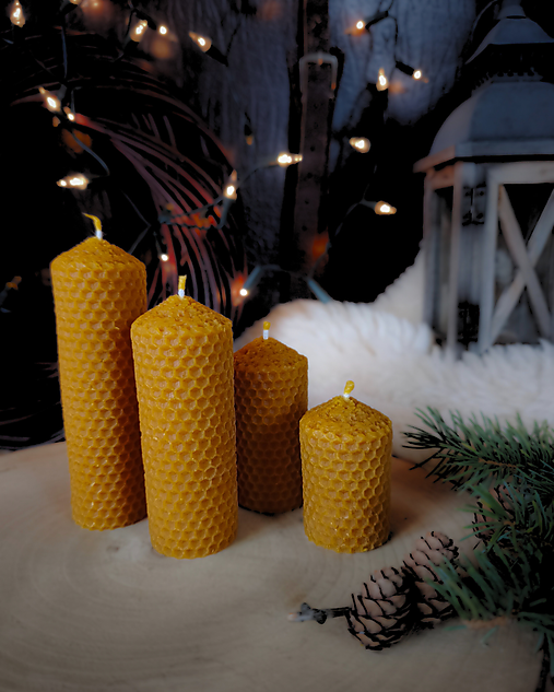 Sviečky - Adventné sviečky so šesťuholnikovym vzorom - 17885147_
