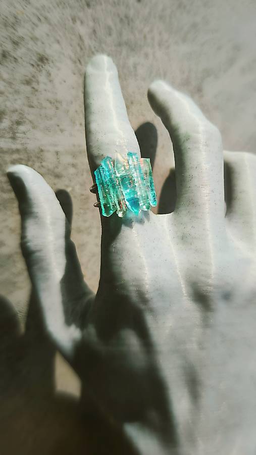 Prsteň zamrznuté svetlo