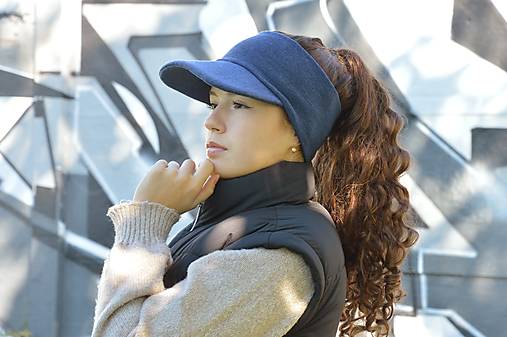 Čiapky, čelenky, klobúky - 100% merino vlna čelenka so šiltom denim modrá - 17890432_