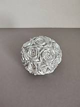 Dekorácie - Betónová ruža-strieborná - 17888924_