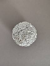 Dekorácie - Betónová ruža-strieborná - 17888927_