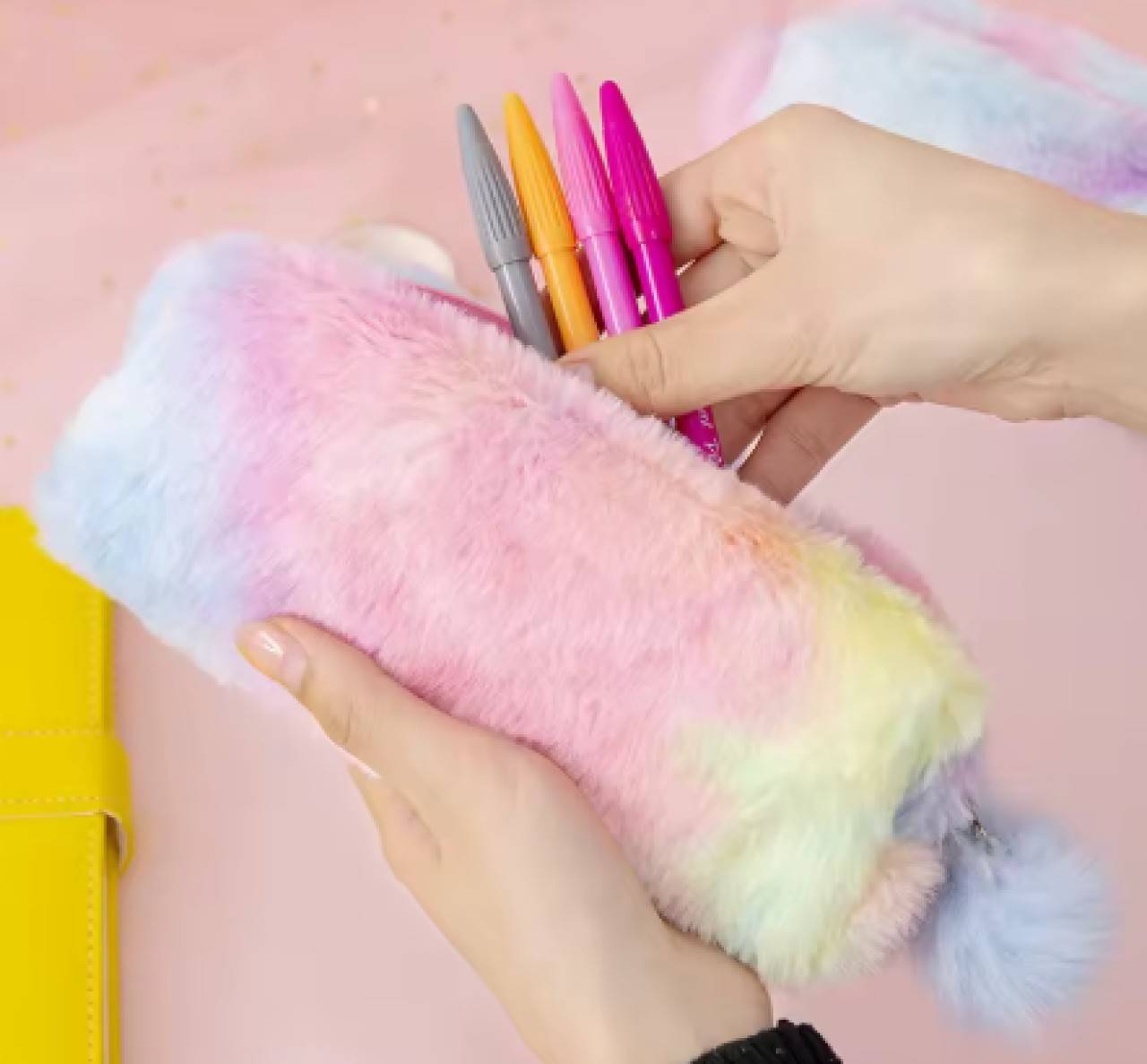 IP145 Peračník, kapsička na ceruzky