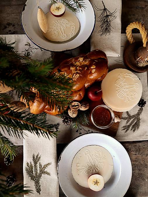 Úžitkový textil - Ľanové prestieranie - zima (Smrek) - 17895260_