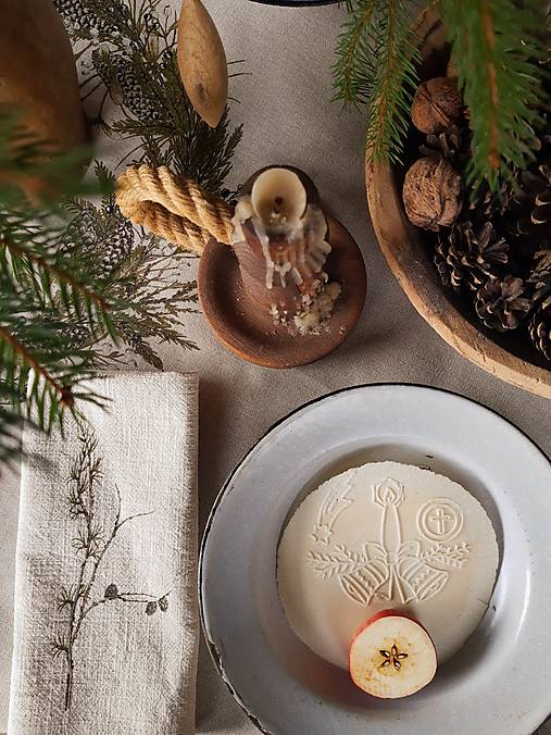 Úžitkový textil - Ľanové prestieranie - zima (Smrekovec opadavý) - 17895280_