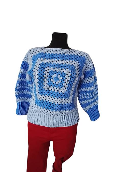 🧶 Ručne háčkovaný pulóver v odtieňoch modrej 💙