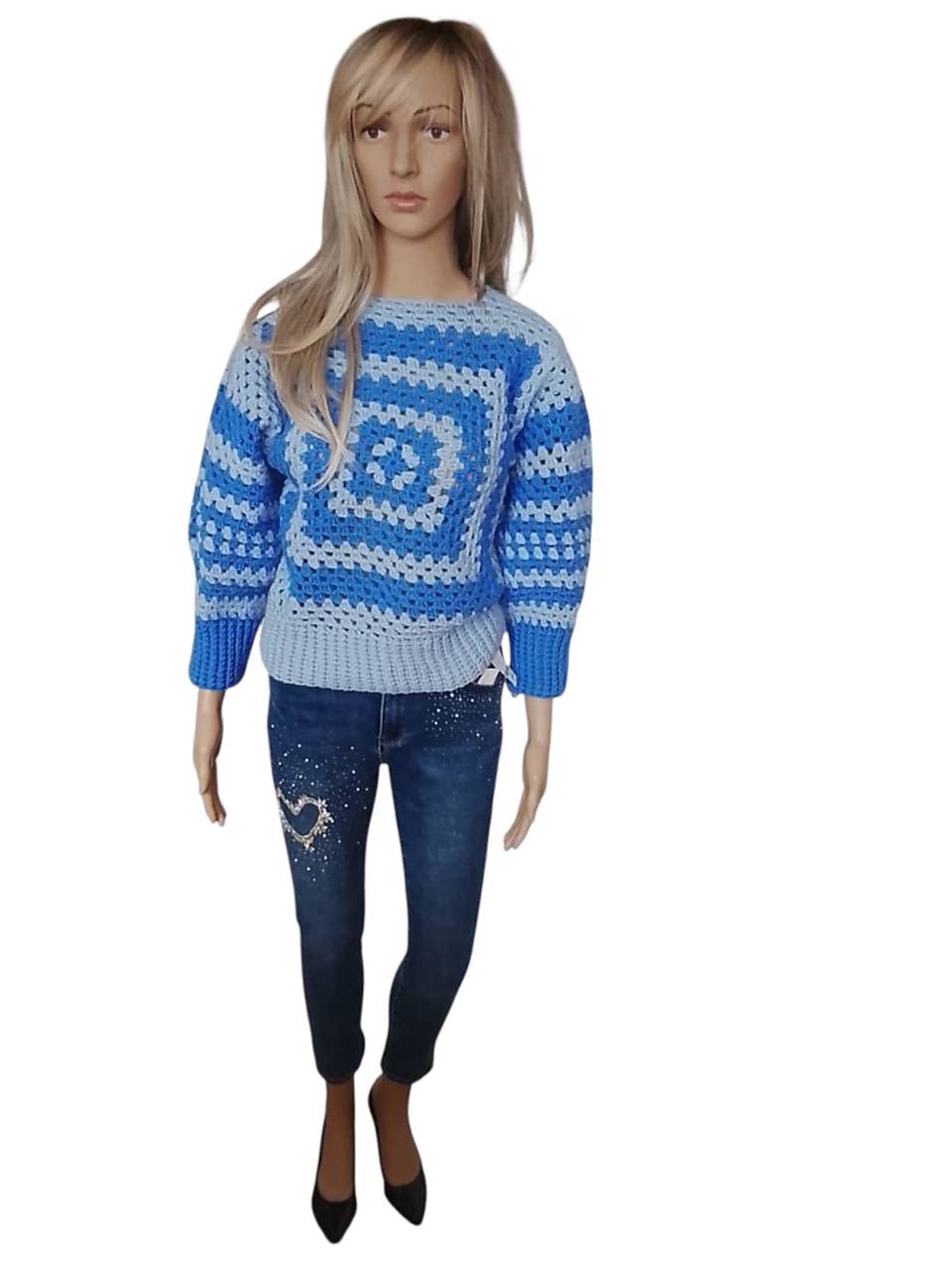 🧶 Ručne háčkovaný pulóver v odtieňoch modrej 💙