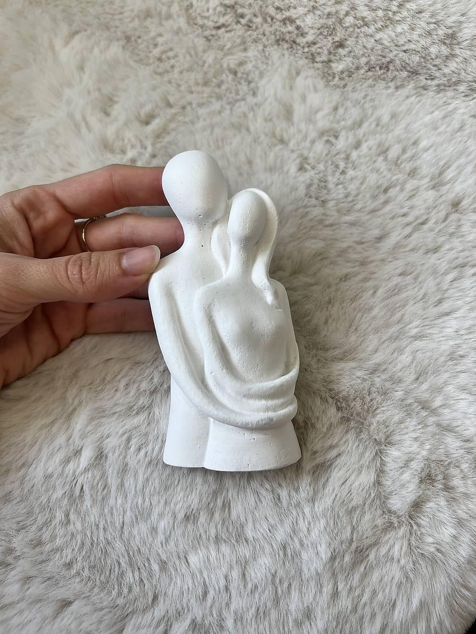 Sojová sviečka/tácka, miska z jesmonitu, dekorácia (Soška párik 1414)