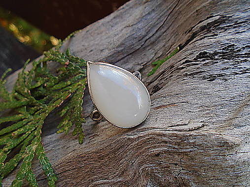 Strieborny prsteň Ag925 Mesačný kameň