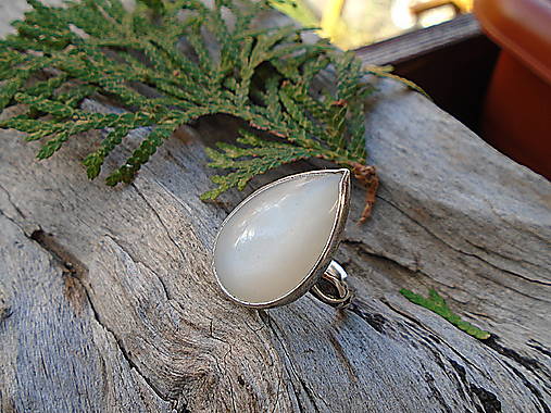 Strieborny prsteň Ag925 Mesačný kameň