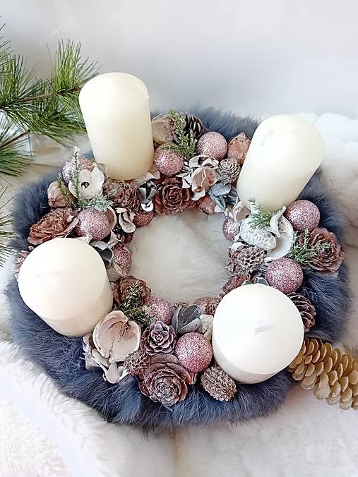 Dekorácie - Adventný veniec - 17899082_