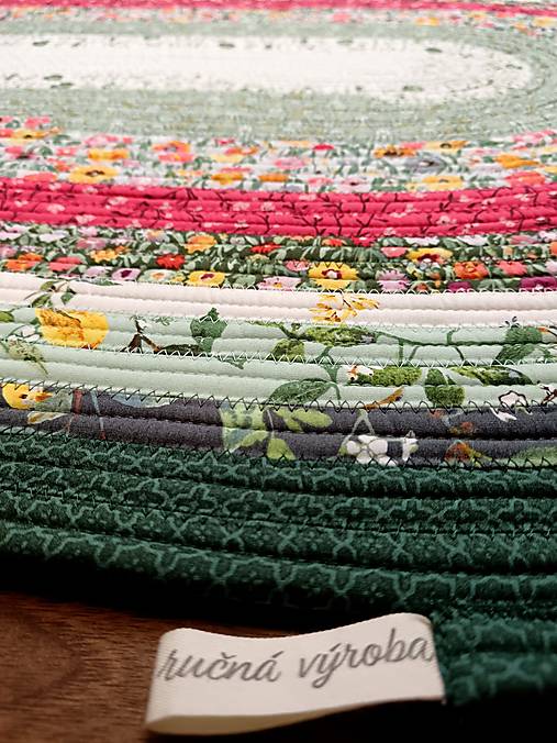 Jelly-Roll koberec Plentiful - červený