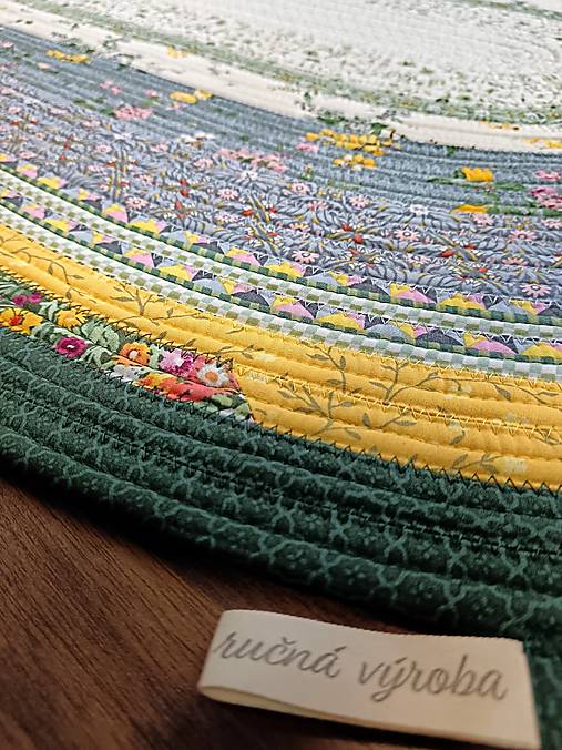 Jelly-Roll koberec Plentiful - žltý