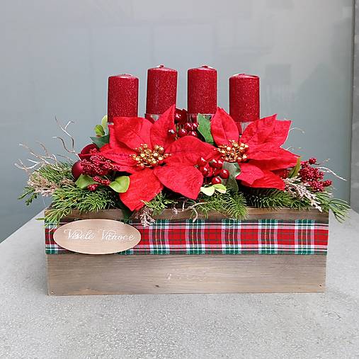Svietidlá - Adventný Vianočný veniec Red poinsetia - 17900366_