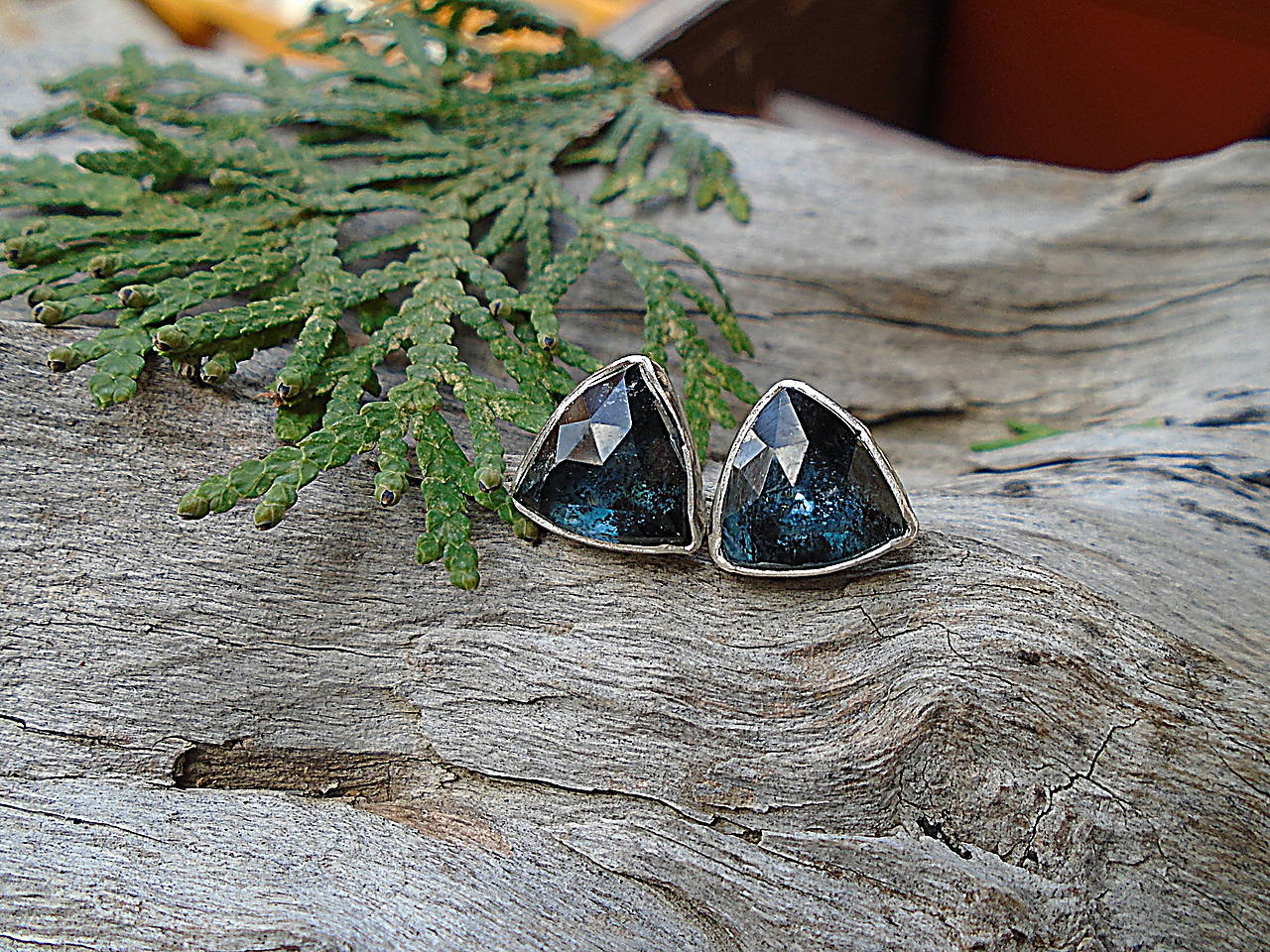 Strieborné náušnice Ag925 Kyanit