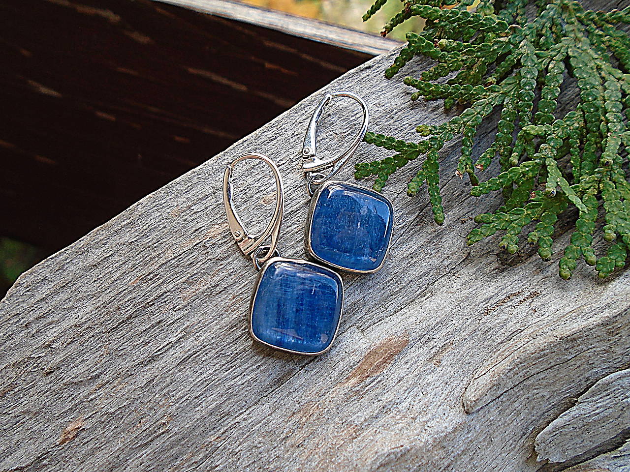 Strieborné náušnice Ag925 Kyanit