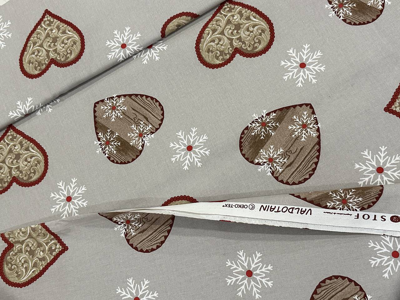 100% BAVLNA STOF FRANCÚZSKO / SRDIEČKA /ZIMA