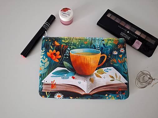 Taštičky - Taštička na mobil/kosmetiku - Knižní relax - 17899992_