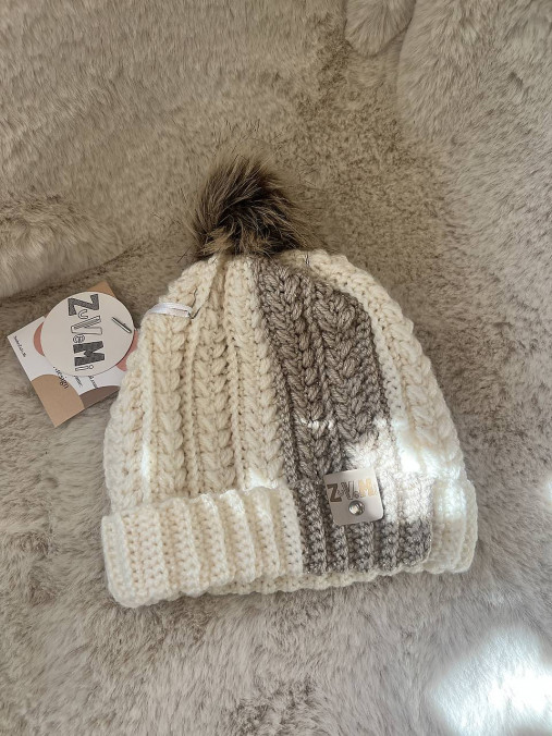 Čapica Krémovo-zlatá