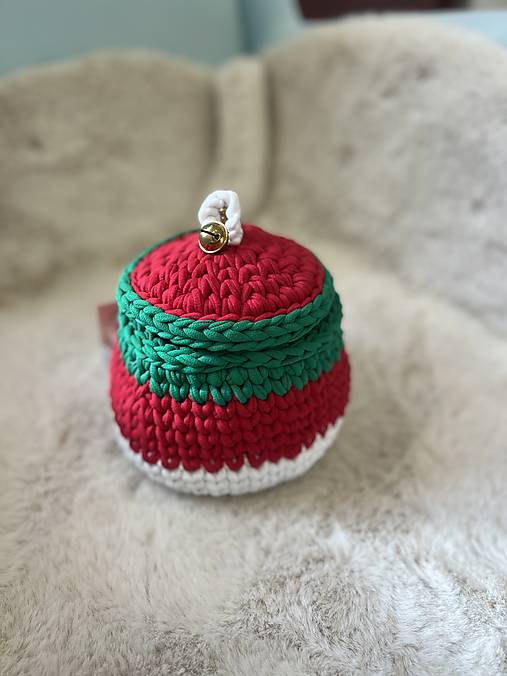 Háčkovaný vianočný košík  (Rolničky S - 56KZ)