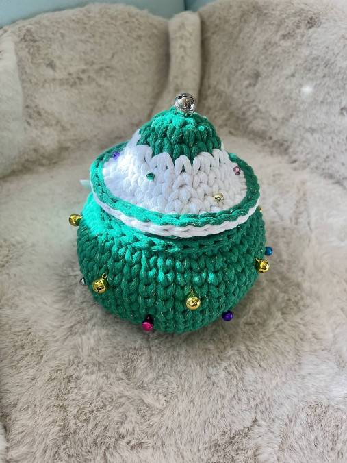 Háčkovaný vianočný košík  (Stromček - 58KPZ)