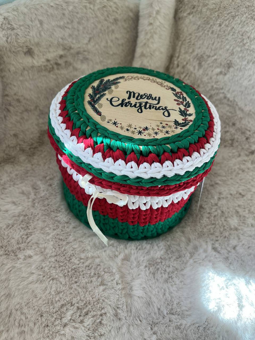 Háčkovaný vianočný košík  (Okrúhly - 52KPZ)