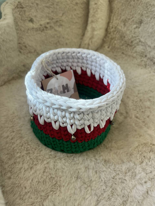 Háčkovaný vianočný košík  (Rolničky L - 60KPZ)