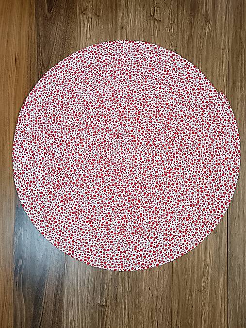 Koberec Jelly-Roll červené bodky na bielom