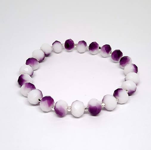 Náramok z brúsených korálok