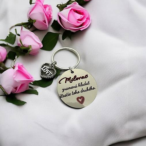 Kľúčenka Milovať...
