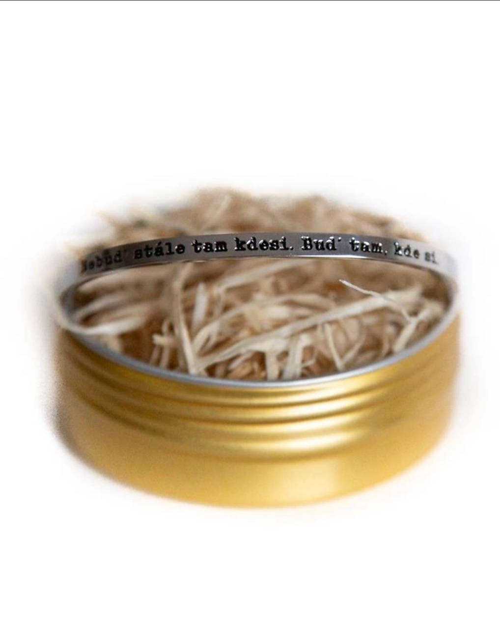 Nebuď stále tam kdesi. Buď tam, kde si.