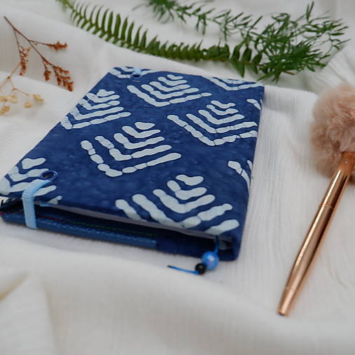 Diár  na rok 2026 TÝŽDENNÝ - A6 - modrotlač