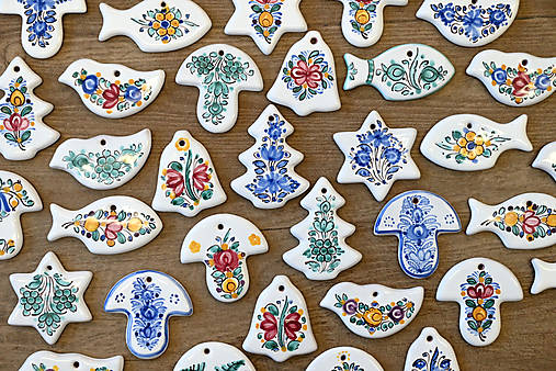 Dekorácie - Vianočné ozdoby s pestrým dekórom - 17906869_