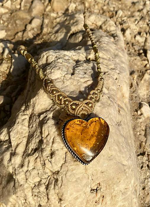 Náhrdelníky - Náhrdelník s Baltským Jantárom v striebre 925 - 17908650_