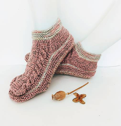 Ponožky, pančuchy, obuv - Dámske papuče 38/40 - 17906712_