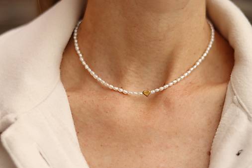 Perlový náhrdelník so srdiečkom