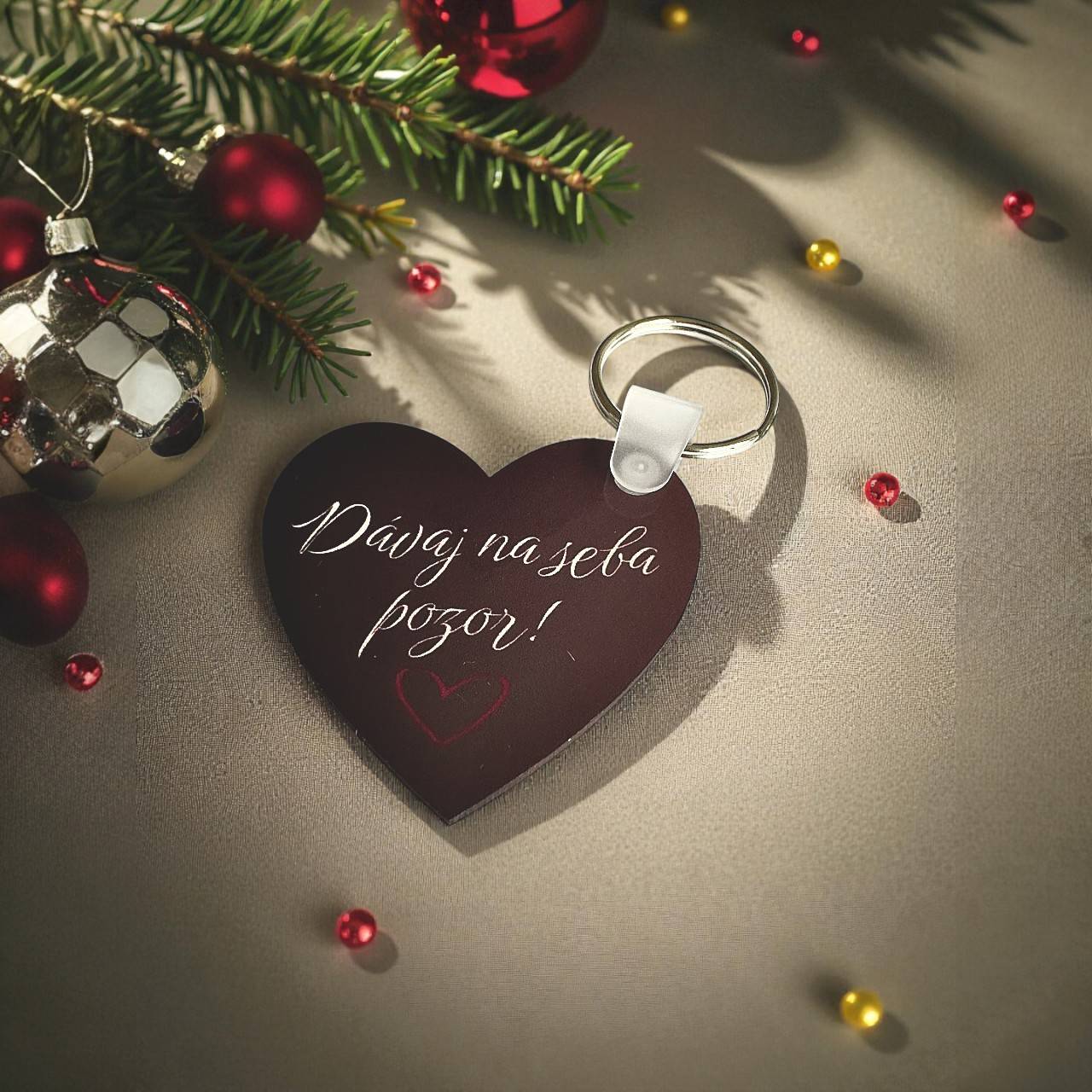 Prívesok Dávaj na seba pozor