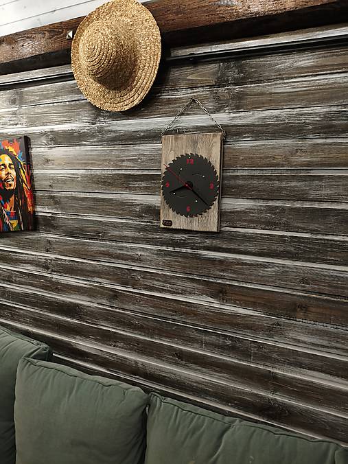 Hodinky nástenné industriálne