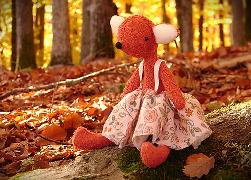 Hračky - slečna "Pupy" v kvietkovanej sukničke z mušelínu - 17910230_