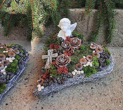 Dekorácie - Prútené spomienkové srdiečko s anjelikom - 17909315_