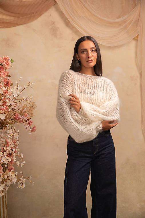 Mohérový sveter „Whisper of Light“