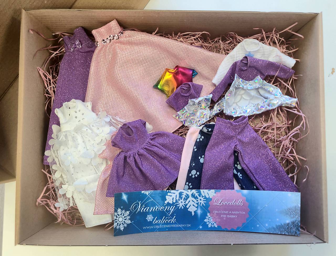 Vianočný BOX so zľavou 10% č.42 pre RAINBOW HIGH