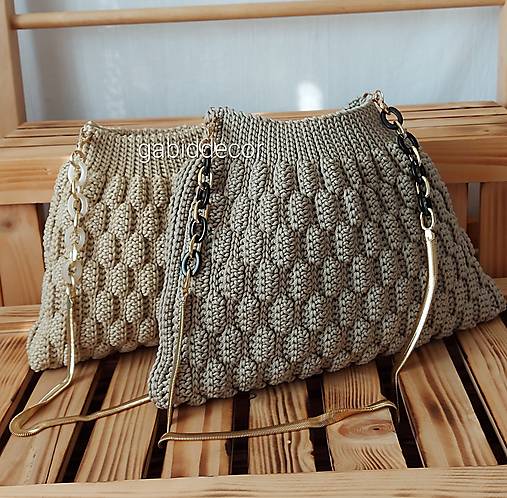 Háčkovaná kabelka  (Krémová)